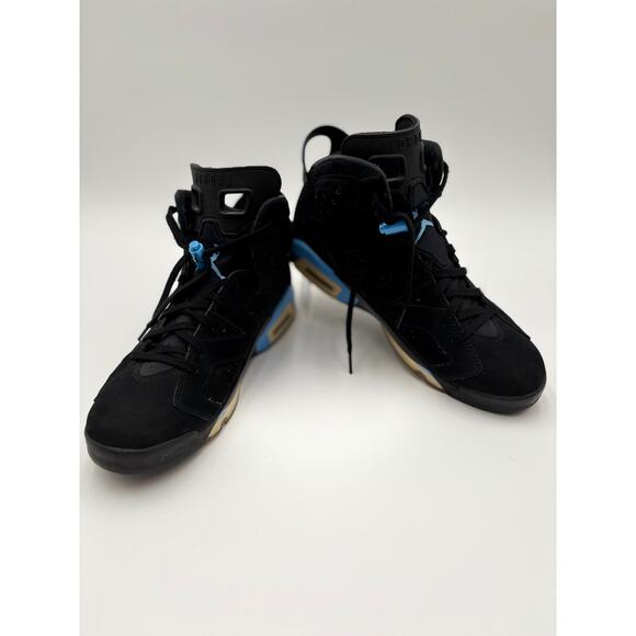 Authenticated - Nike Air Jordan Retro UNC 384554-006 main image 9